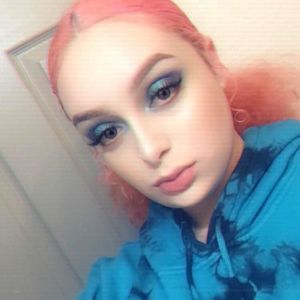 Meet your Posher, Danni